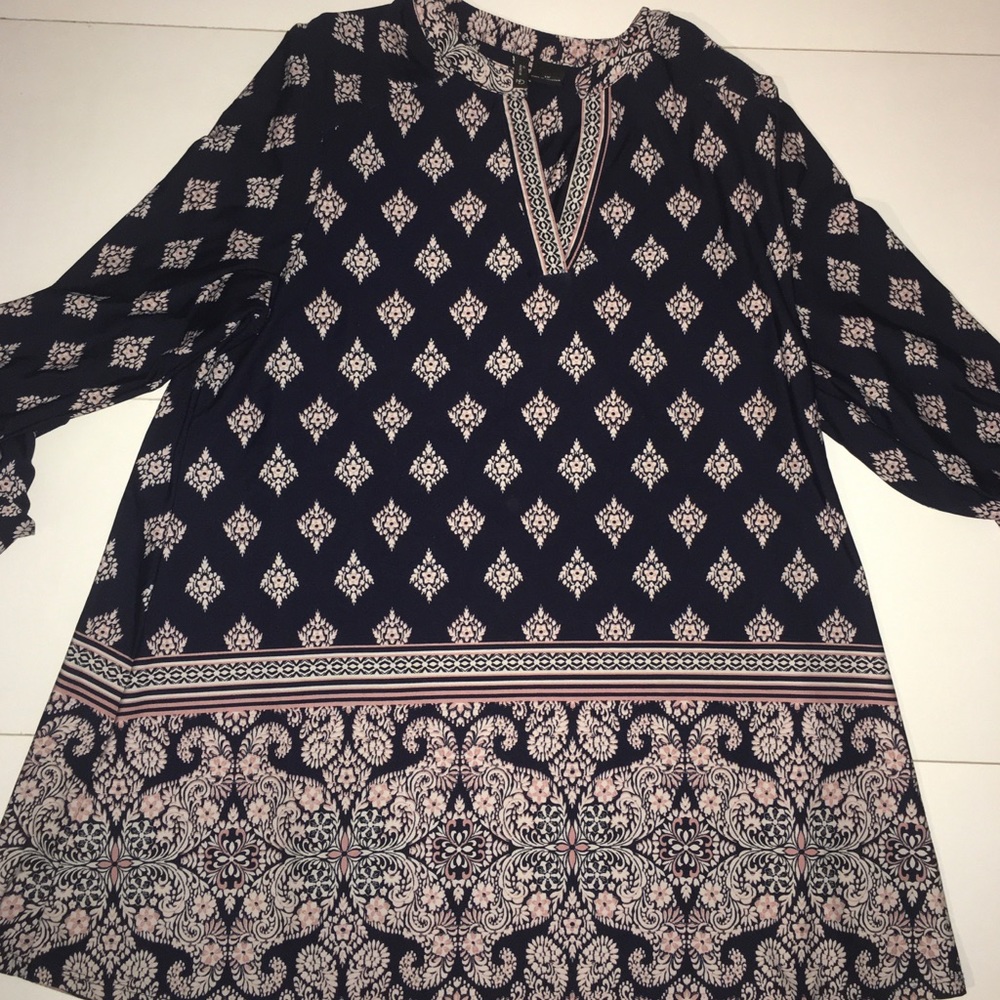New Directions Navy Paisley Top Size 1X